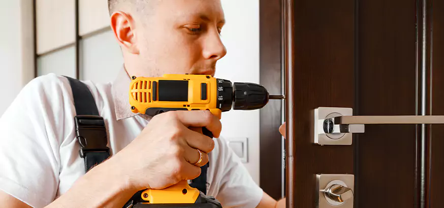 Best Door Fixing Service in West Lealman, FL