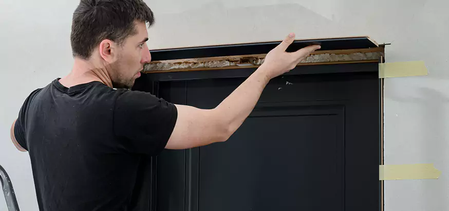 Best Door Jamb Repair in West Lealman, FL