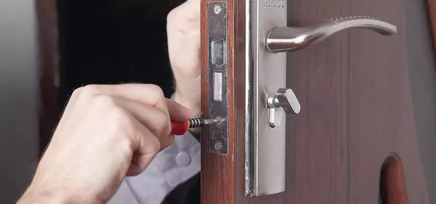 Best Exterior Door Repair in West Lealman, FL