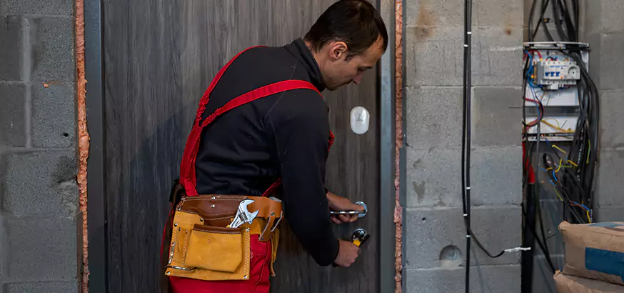 All Industrial Roller Door Repairs in West Lealman