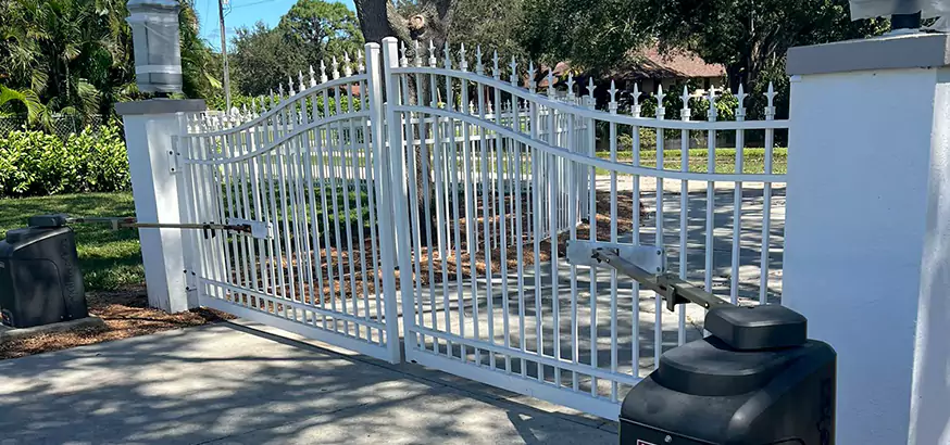 Best Metal Gate Not Working in West Lealman, FL