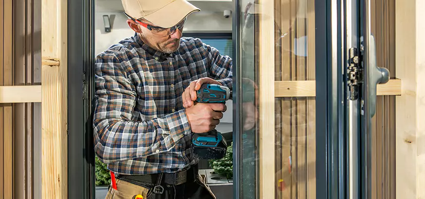 Best Sliding Door Glass Replacement in West Lealman, FL