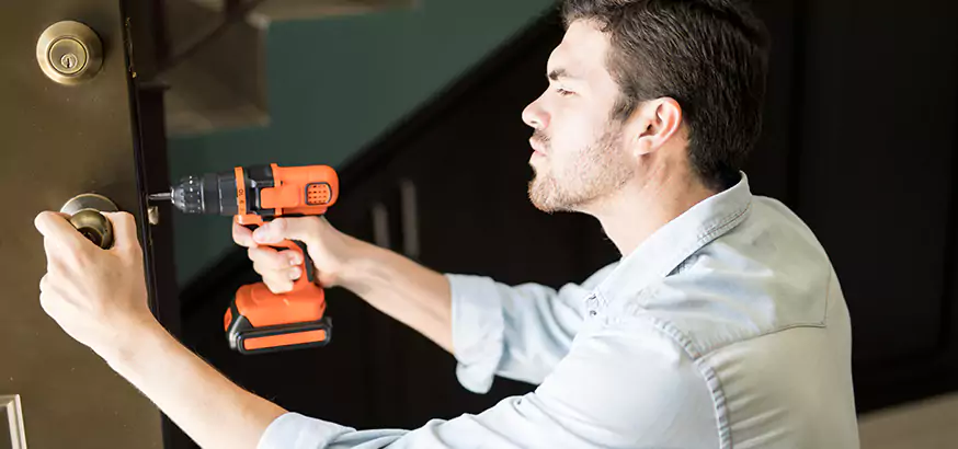 How our Metal Door Repair Process Works in West Lealman, FL?