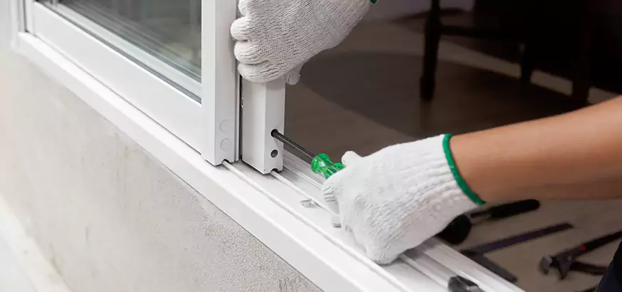 Top Rated Sliding Door Bracket Replacement in West Lealman, FL