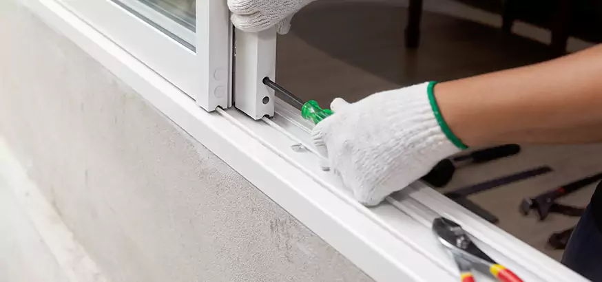 How Our Sliding Screen Door Replacement Process Works in West Lealman, FL?